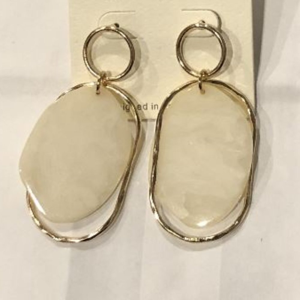 Cream & Gold Drop Earrings